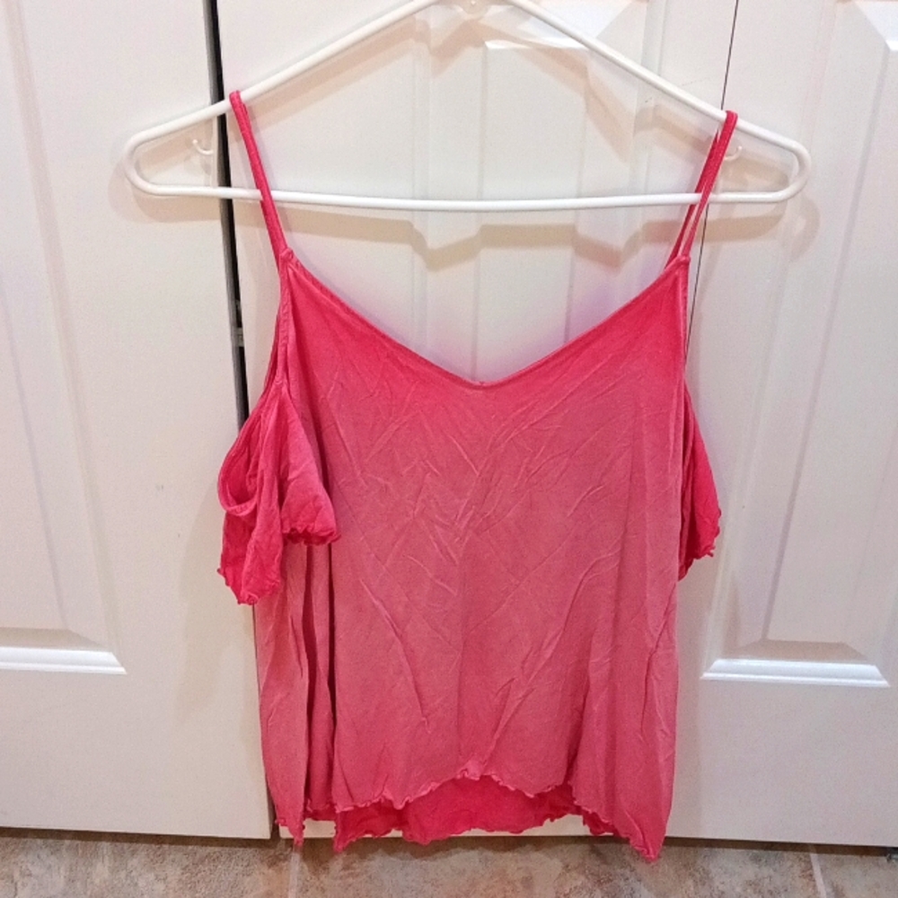American Eagle pink top